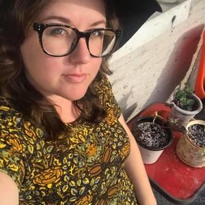 Meet your Posher, Em